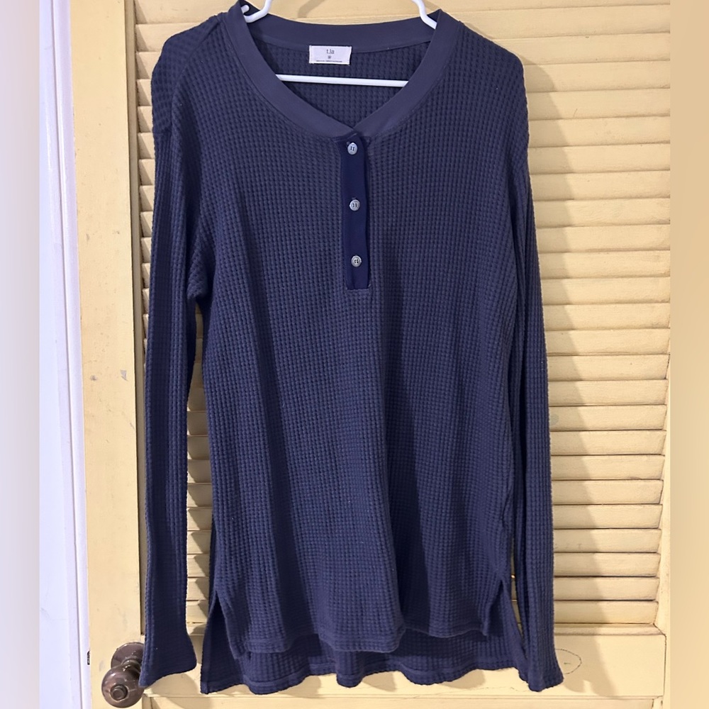 T. La waffle knit Henley top
